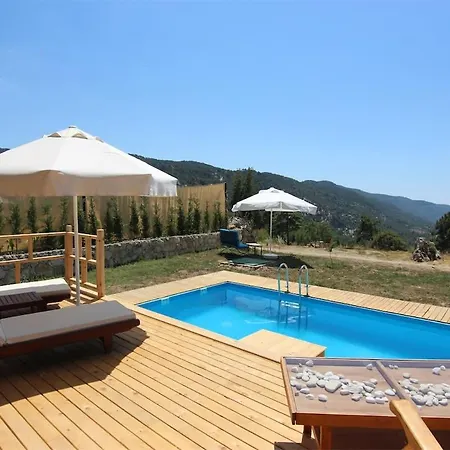 Ladin, Icizge Tatil Evi Kaş